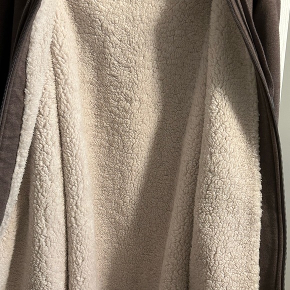 Amazon Essentials Large hoodie - Picture 3 of 4